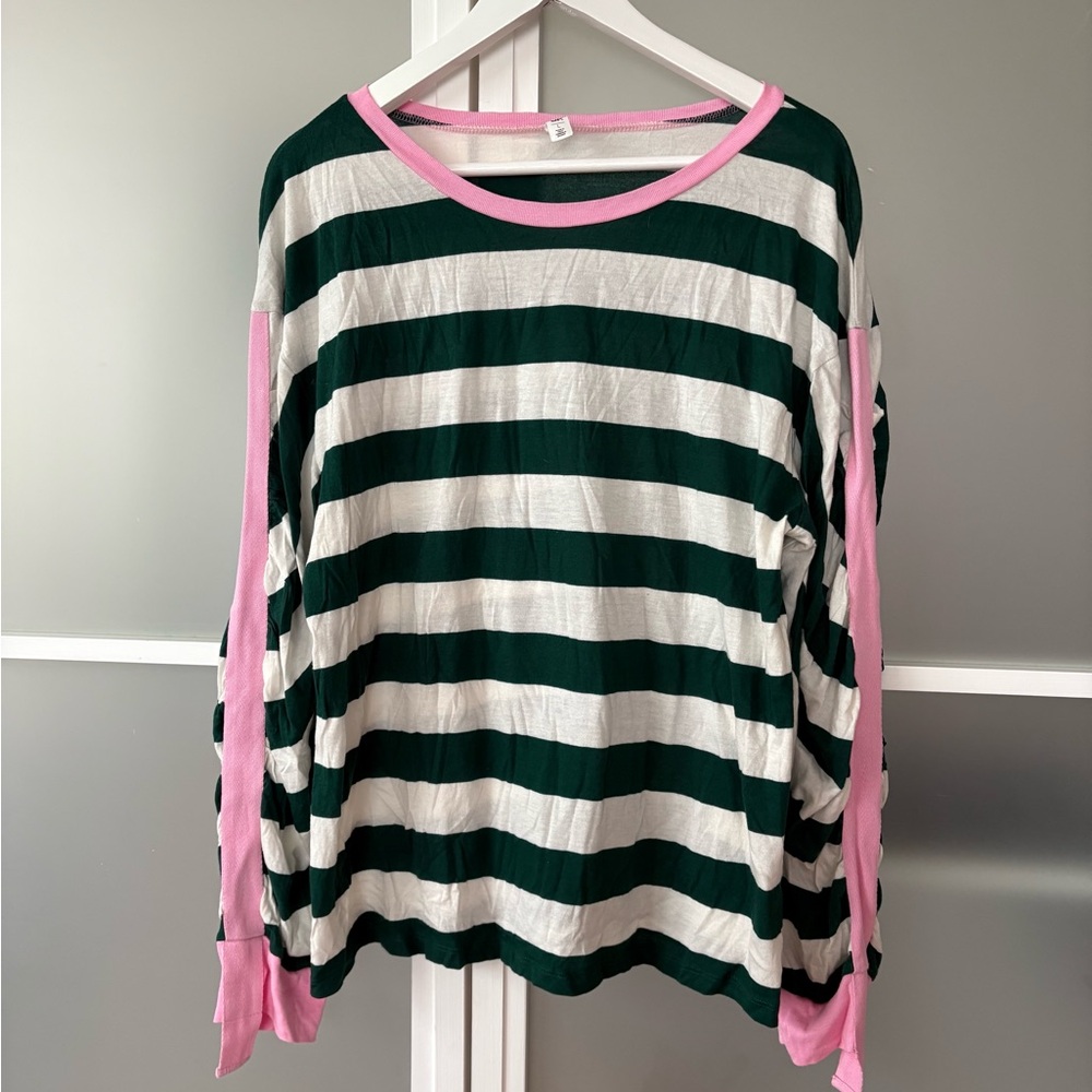 Dark green and white striped tee with pink trim